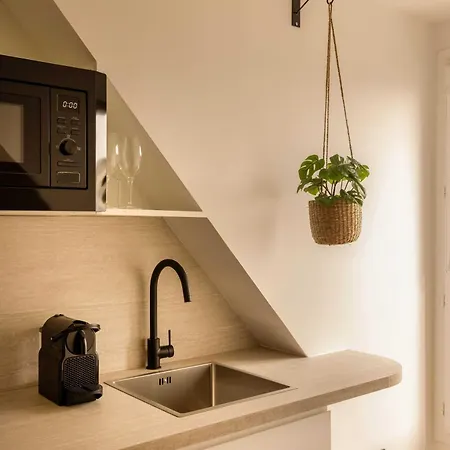 Vakantiehuis Charming A C - 2p- Montorgueil Parijs